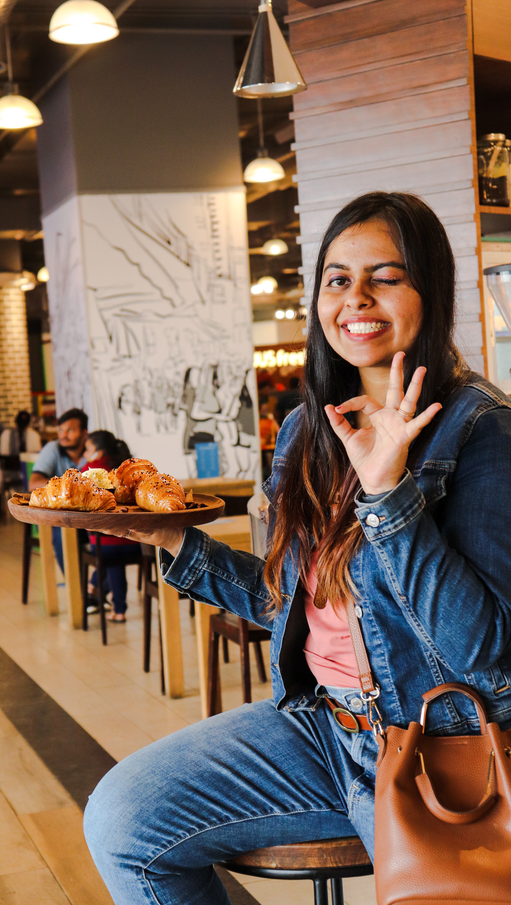 img-user-anaisha-sera-1429001532924