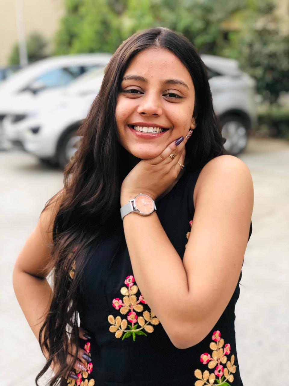 img-user-ishika-garg-971101844380