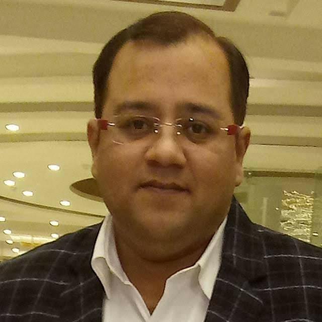 img-user-ramit-kapoor-1318554183262