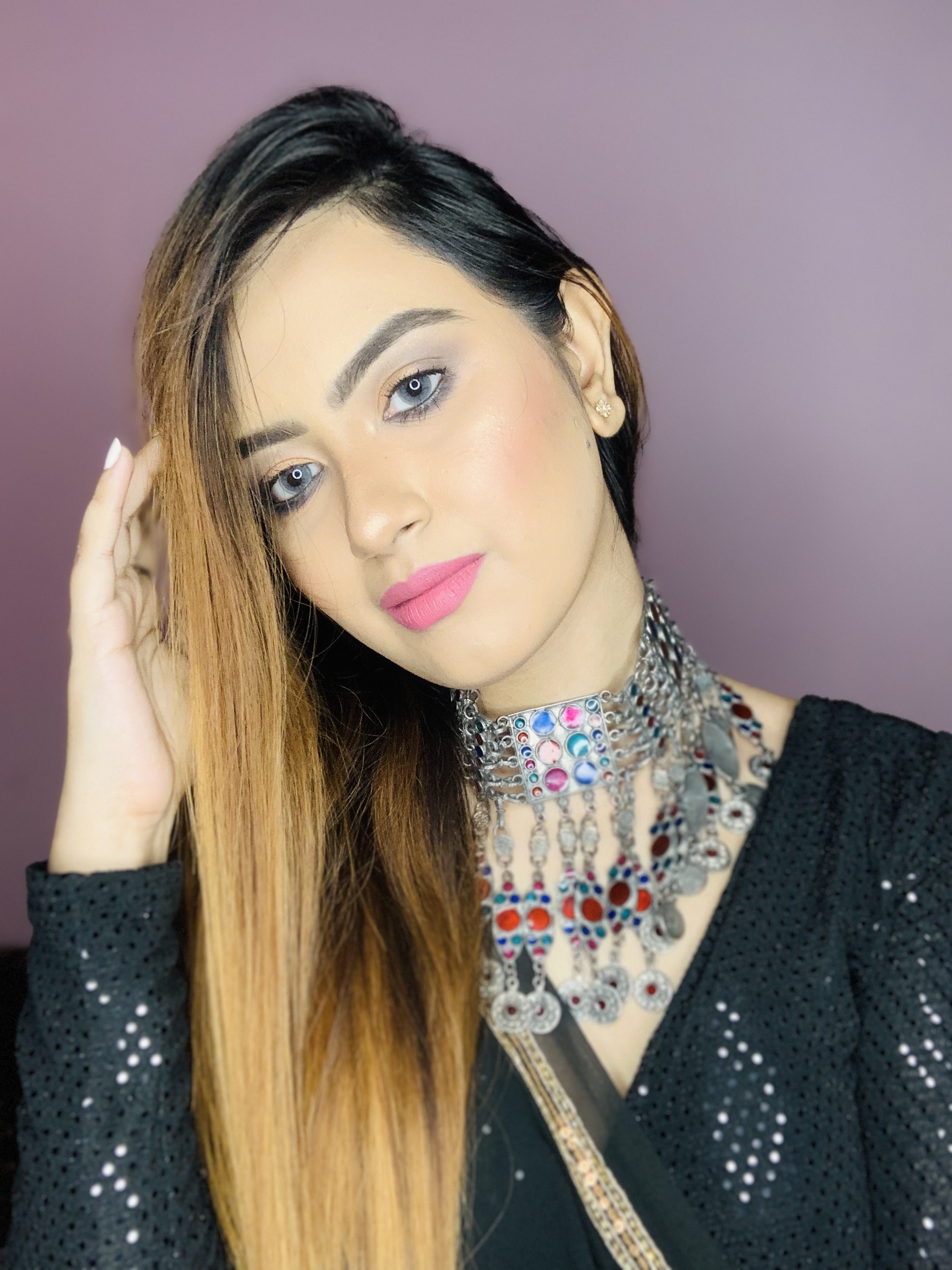 img-user-voguish-girl-22447711412