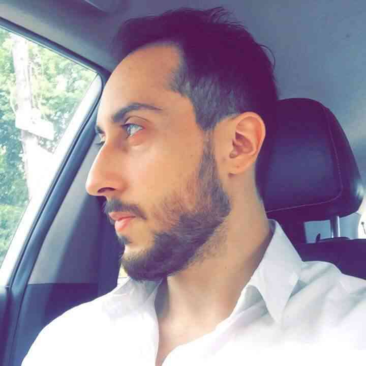 img-user-haris-solid