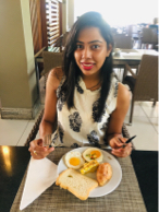 img-user-brown-girl-travelling-642081492555