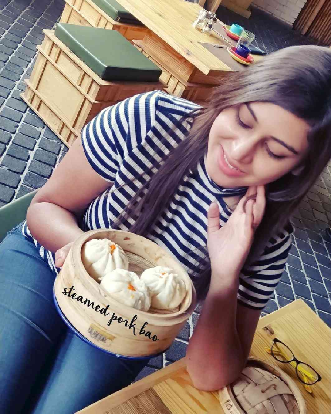 img-user-tanya-karao-853685704877