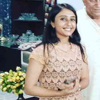 img-user-sukriti-arora-1144706022743