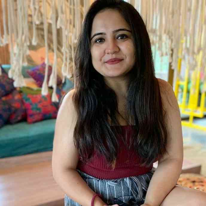 img-user-vaani-khanna-1128844882896